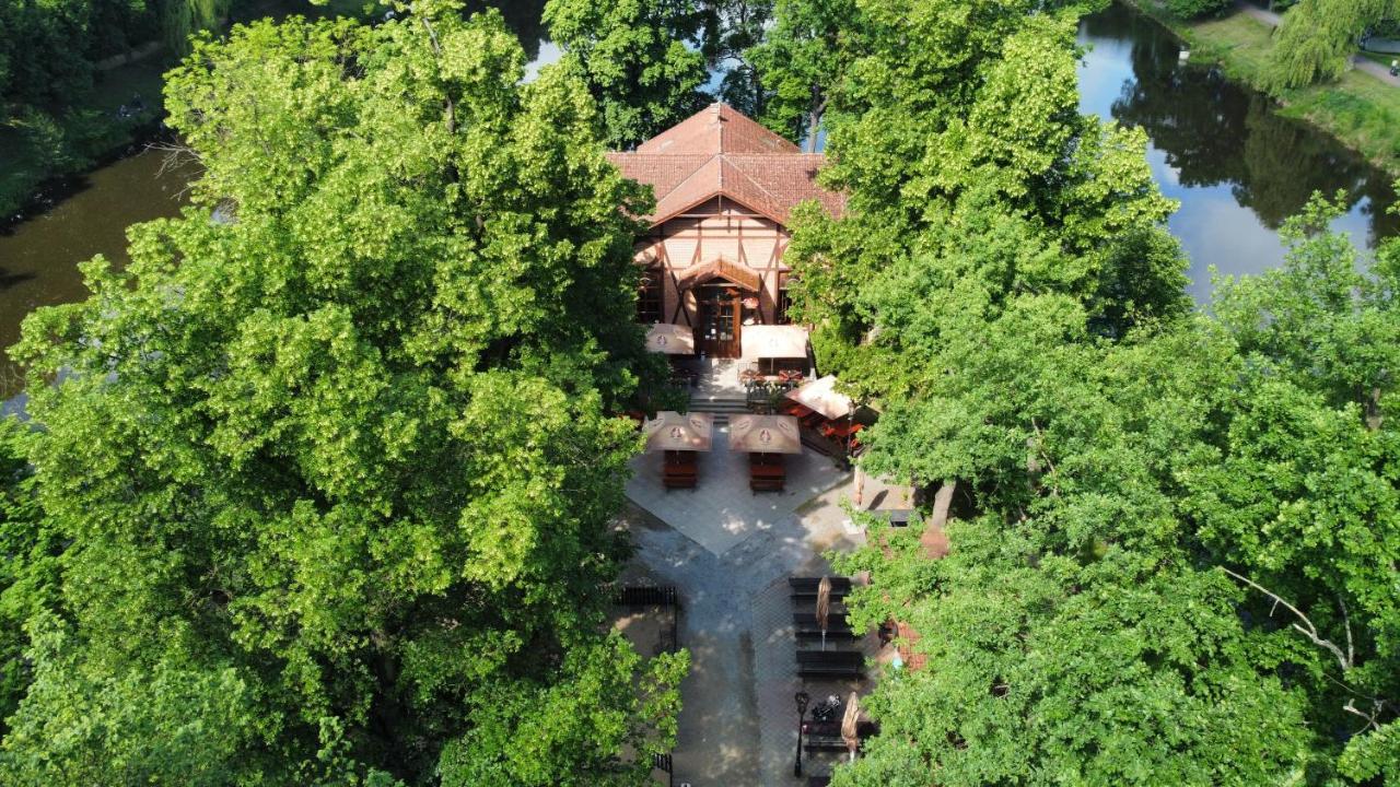 Penzion Restaurace Ostrov Писек Экстерьер фото